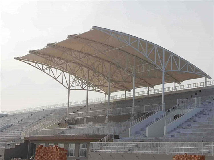 瓦房店学院网架工程