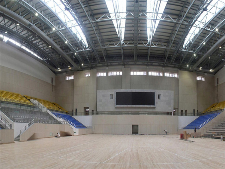 瓦房店体育委员会运动场